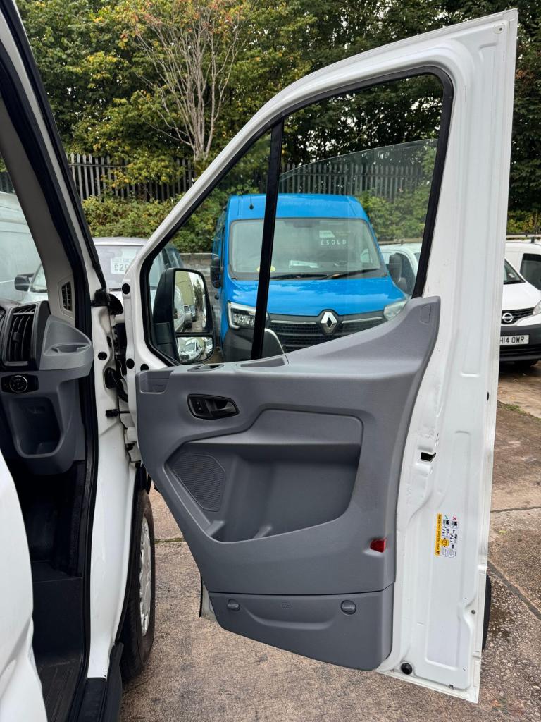 2016 Ford Transit 2.2 TDCi 350 Panel Van 5dr Diesel Manual RWD L4 H3 Euro 5 (DRW) (155 ps) PANEL ...
