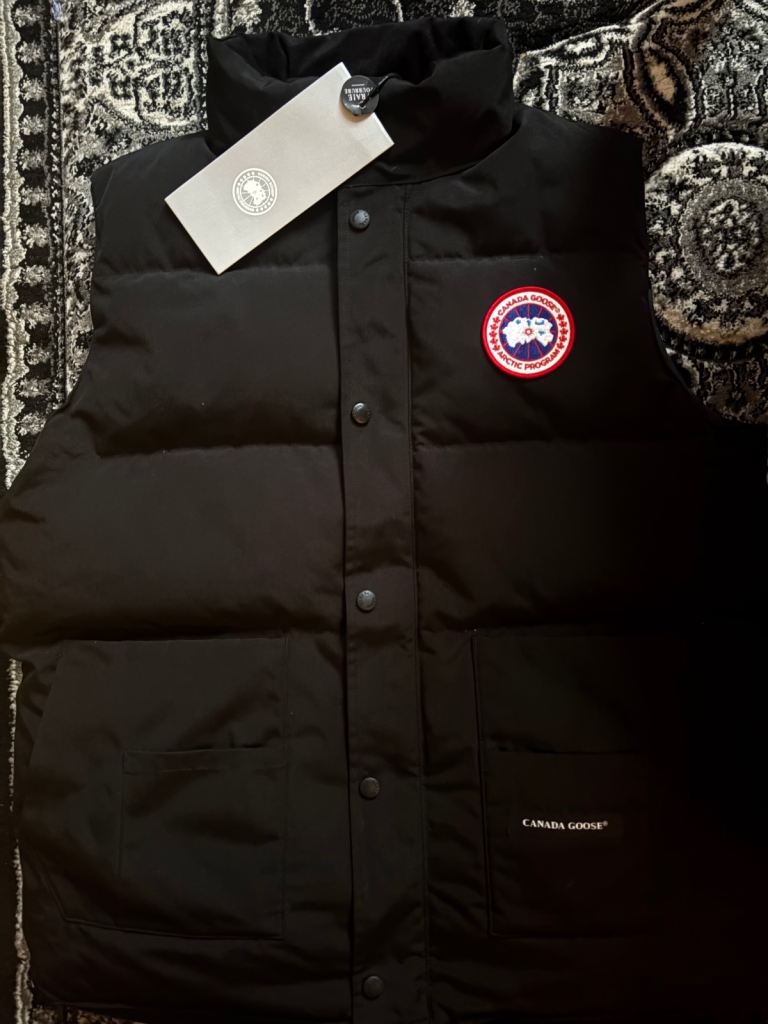 Canada goose gillet