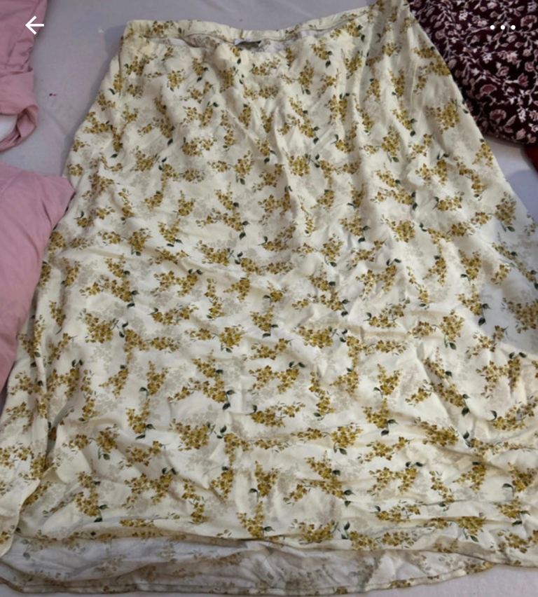 Floral Midi Skirt – Yellow and White, Good Condition