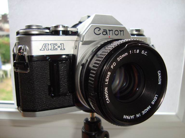 Canon AE-1 Vintage film camera with 50mm lens Very Good Condition