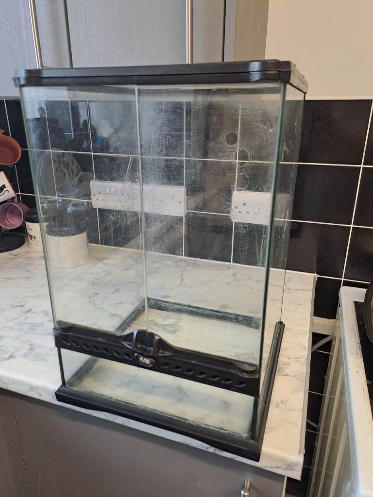 exo terra arboreal solid glass cage 