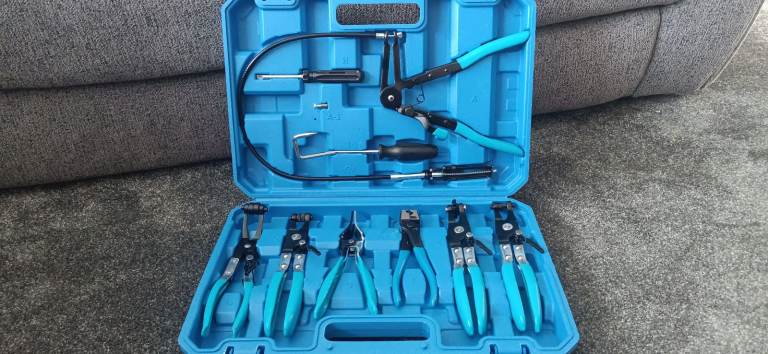 Car Hose Clamp Clip Removal Kit - Carry Case - Brand New