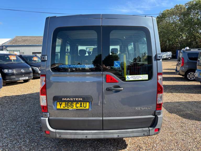 RENAULT MASTER WAV WHEELCHAIR ACCESSIBLE VEHICLE 2.3 FWD SL28 dCi 110 Business