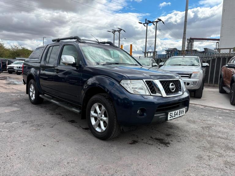 2014 Nissan Navara 2.5 dCi Tekna Auto 4WD Euro 5 4dr PICK UP Diesel Automatic