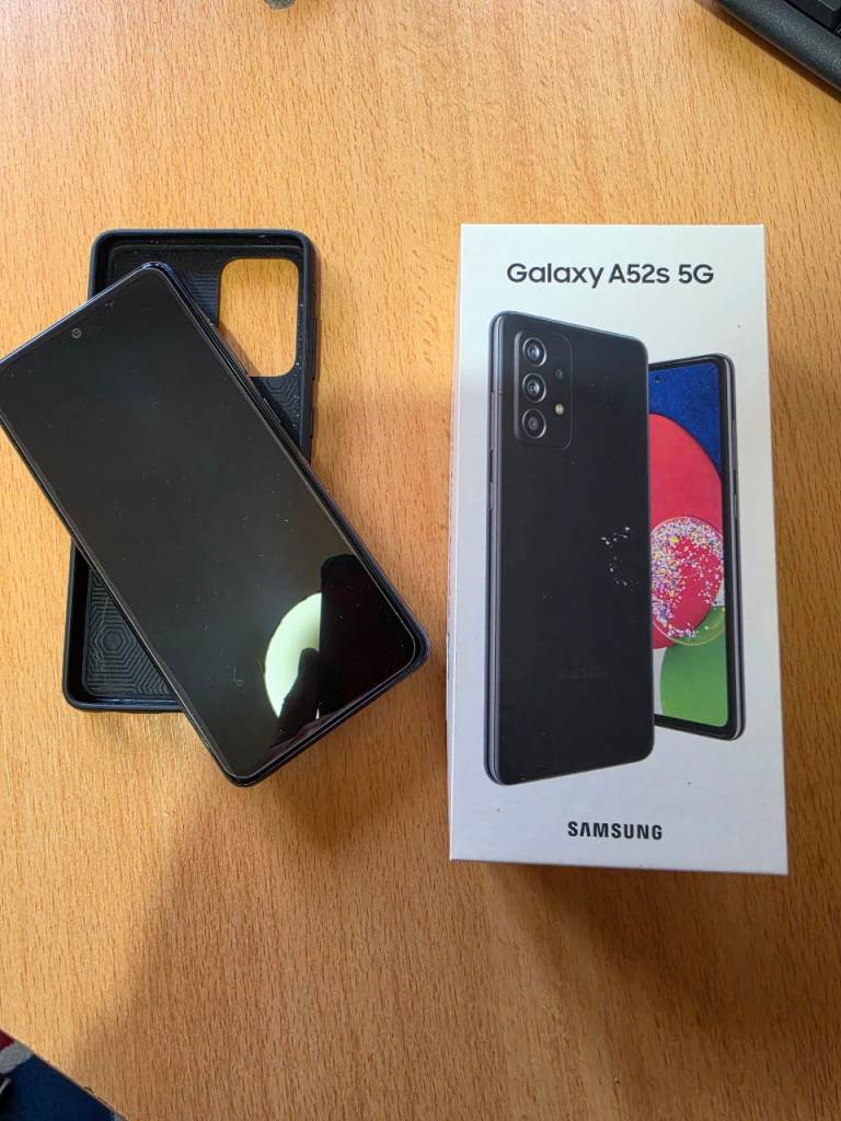 Samsung Galaxy A52s 5G 128Gb Black with Case – As new condition!