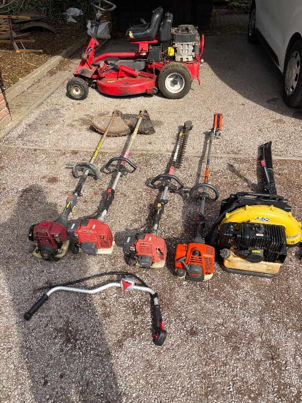 Garden bundle: Ride-on mower + petrol tools