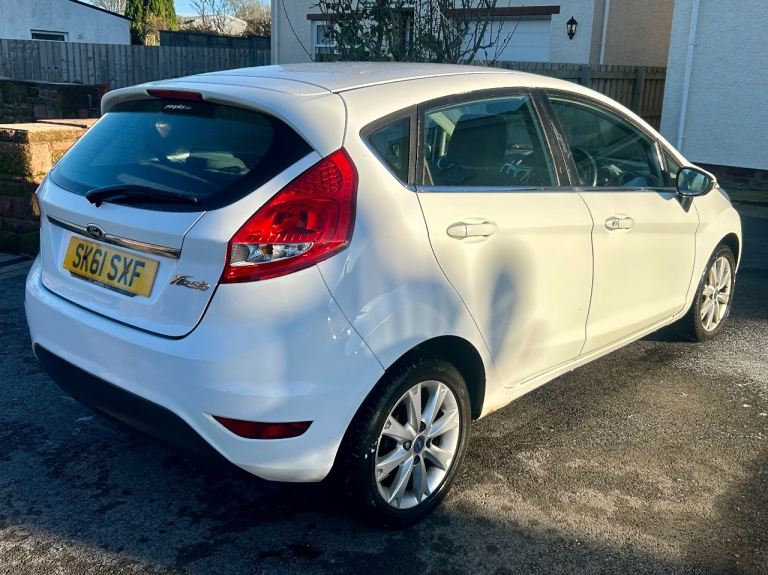 Ford, FIESTA, Hatchback, 2011, Manual, 1242 (cc), 5 doors