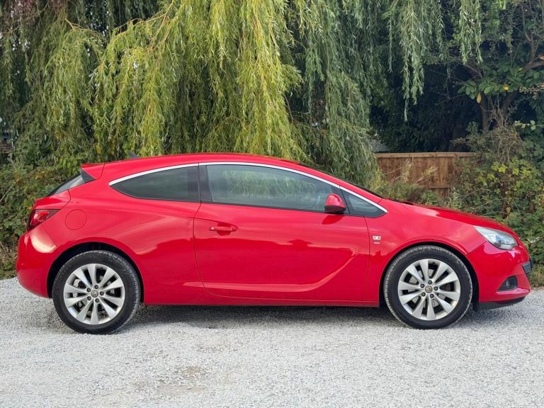 2012 Vauxhall Astra GTC 2.0 CDTi SRi Euro 5 (s/s) 3dr HATCHBACK Diesel Manual