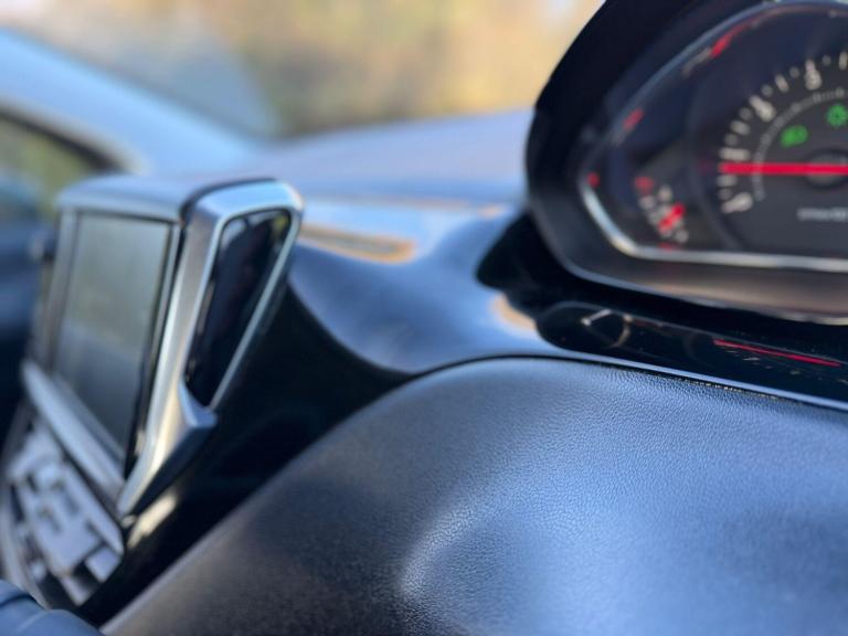 2014 Peugeot 208 1.2 VTi PureTech Active Euro 5 3dr HATCHBACK Petrol Manual