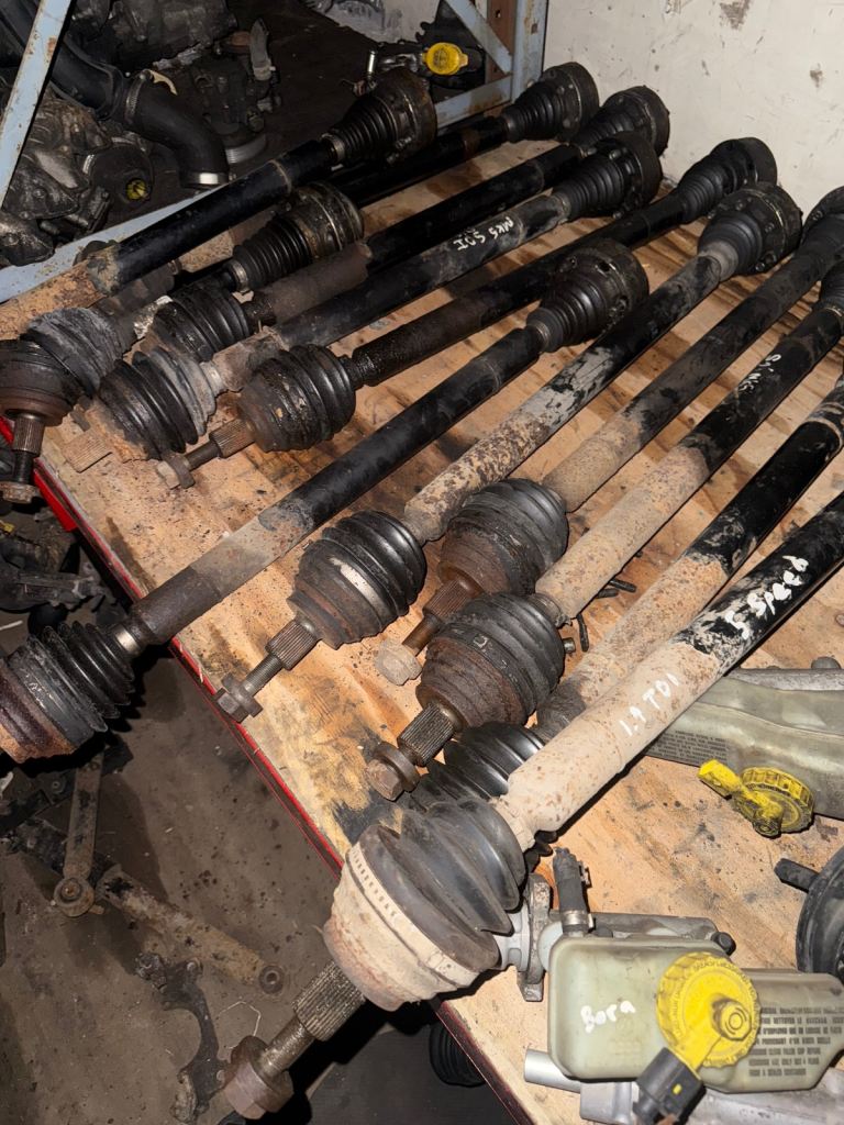 Volkswagen Golf Jetta Passat Leon drive shafts 1.6 1.9 2.0 Tdi 