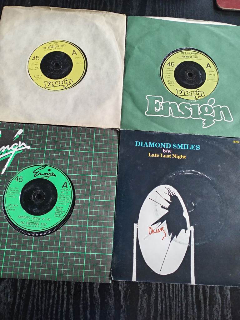 4 Boomtown Rats vinyl singles from the 1970s