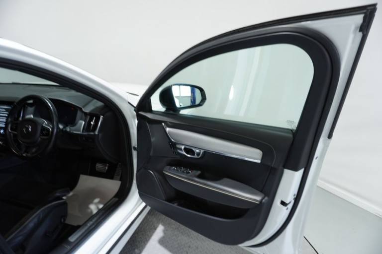 2020 Volvo V90 2.0 D4 R DESIGN Plus 5dr Geartronic ESTATE DIESEL Automatic