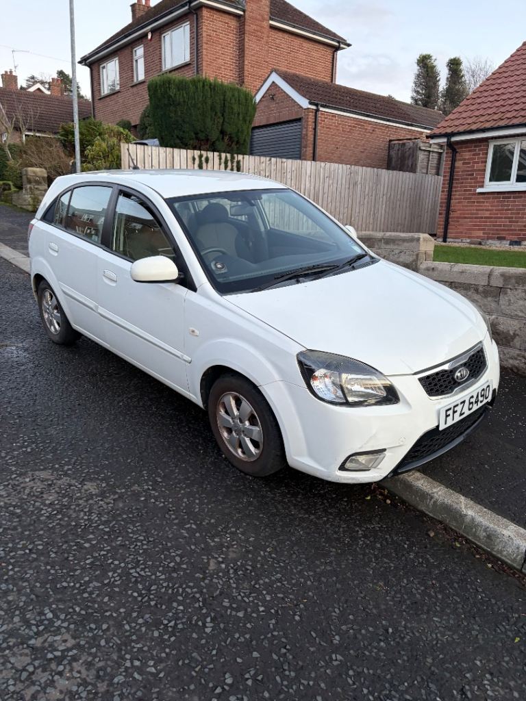 2011 Kia Rio, TAX & MOT’d, 79k Miles