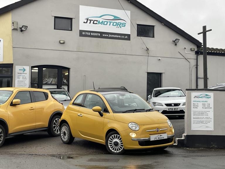 FIAT 500 1.2 Lounge 3dr [Start Stop] Man, petrol, yellow + Â?35 road tax 2013