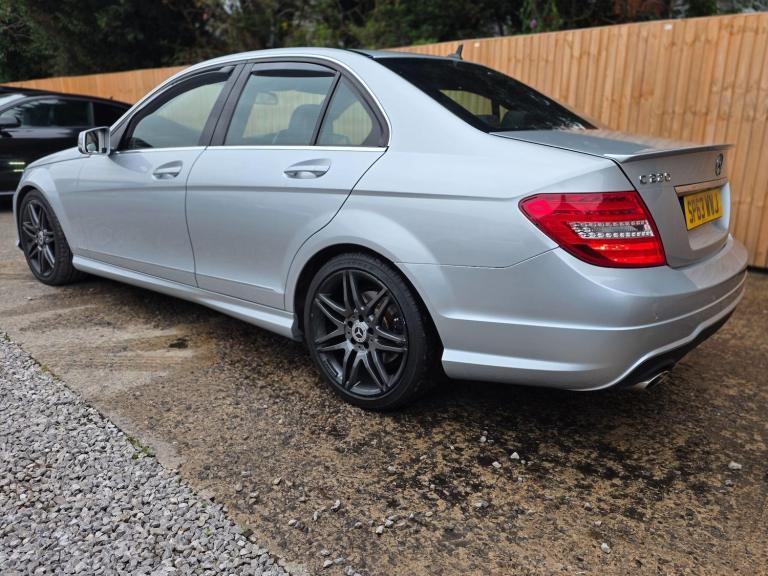 2013 Mercedes-Benz C Class C220 CDI BlueEFFICIENCY AMG Sport Plus 4dr Auto SALOON DIESEL Automatic