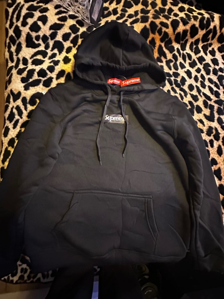 Black supreme hoodie