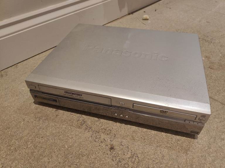 Panasonic DVD/VHS Player