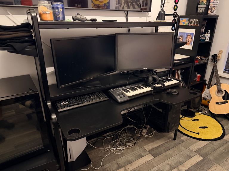 Ikea - FREDDE Black Gaming Desk 