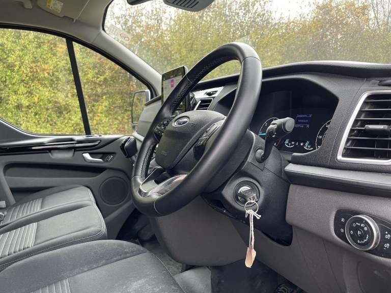 2022 Ford Transit Custom 2.0 300 EcoBlue Limited L2 H1 Euro 6 (s/s) 5dr PANEL VAN Diesel Manual