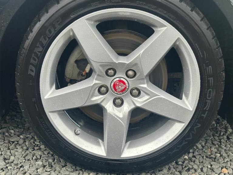 2016 65 JAGUAR XE 2.0D PORTFOLIO SALOON 4DR DIESEL AUTO EURO 6 (S/S) (180 PS) DI