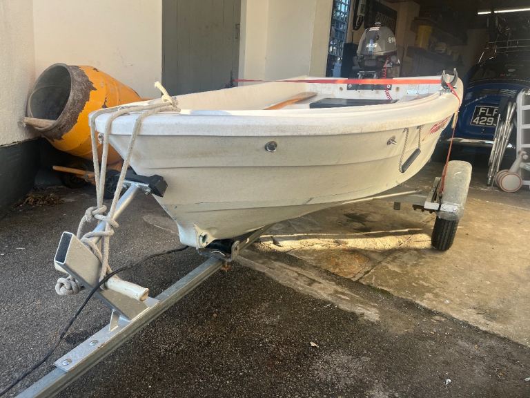 Pioneer boat 