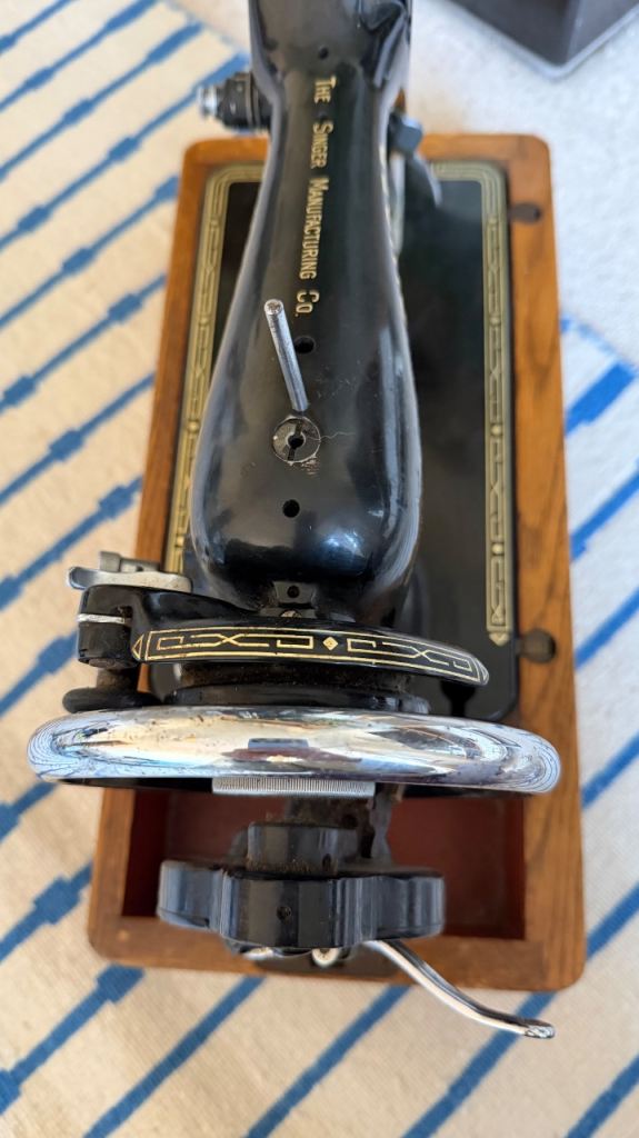 Vintage Singer 99K hand-crank Sewing Machine | in Gateshead, Tyne and ...