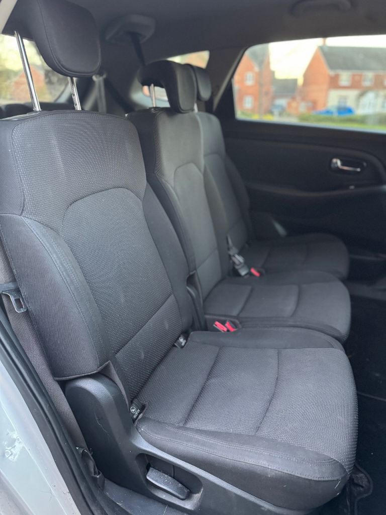 Kia, CARENS, MPV, 2014, Manual, 1685 (cc), 5 doors