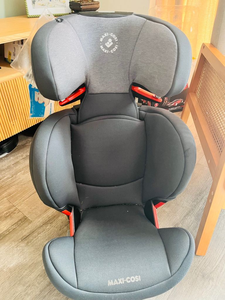**REDUCED PRICE**Maxicosi car seat very good condition 