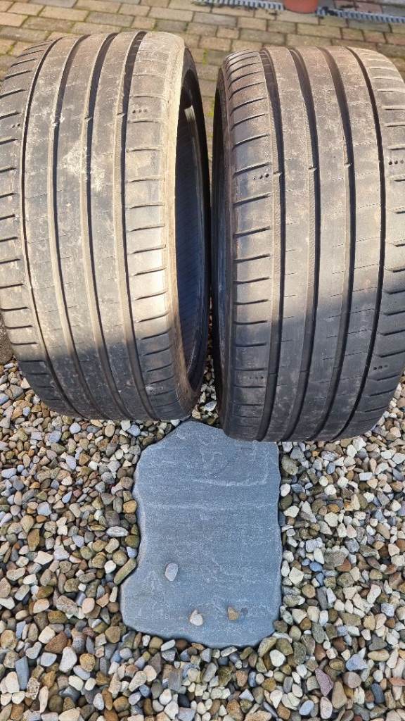 x2 Michelin Pilotsport 5 235-35-ZR19