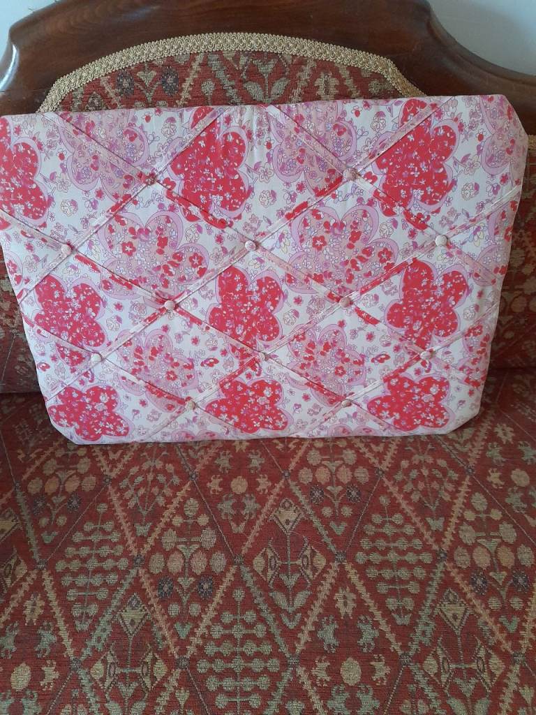Pretty Memoboard in paisley fabric