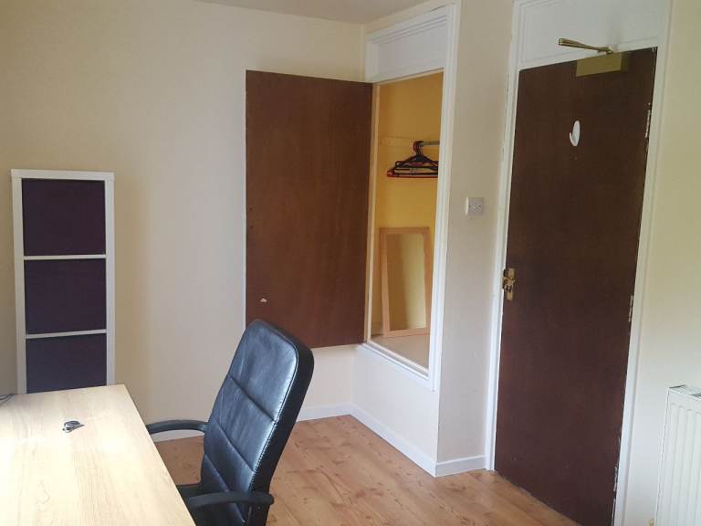 Student Single Room Nr George Square: All Bills Included 