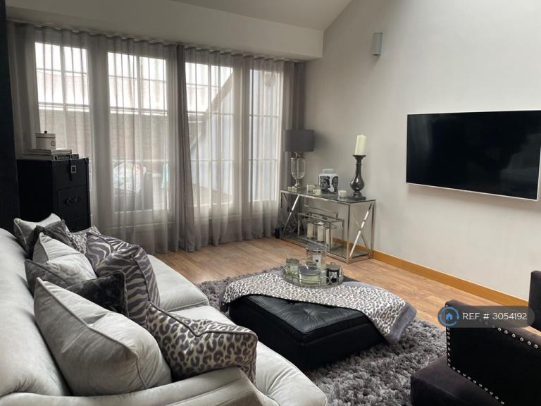 2 bedroom flat in Wallasey, Wallasey, CH41 (2 bed) (#3054192)