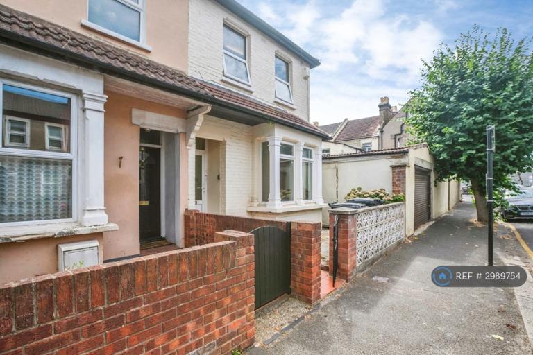 3 bedroom house in Lancing Road, Croydon, CR0 (3 bed) (#2989754)
