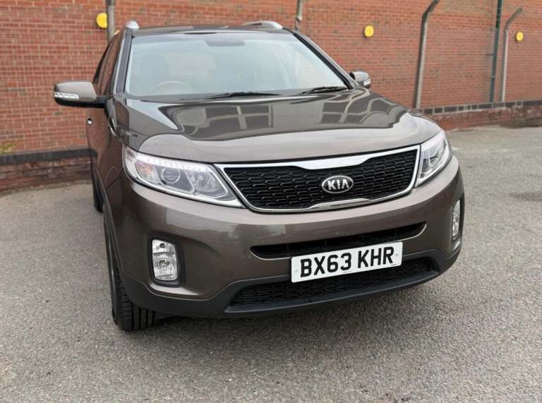 2013 Kia Sorento 2.2 CRDi KX-2 5dr Auto [Sat Nav] ESTATE DIESEL Automatic