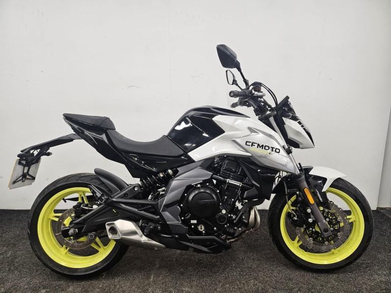 CF MOTO 650 NK ** ONE OWNER - LOW MILEAGE - TFT DISPLAY **