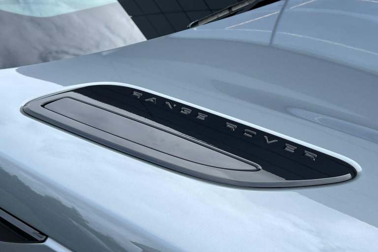 2025 Land Rover Range Rover Velar 2.0 D200 MHEV Dynamic SE SUV 5dr Diesel Auto 4WD Euro 6 (s/s) (...