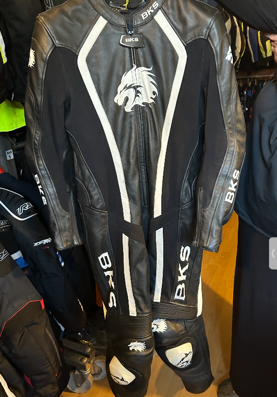 Preloved Mens & Ladies Motorcycle Jackets Trousers Suits Boots Gloves All Sizes All Seasons RST