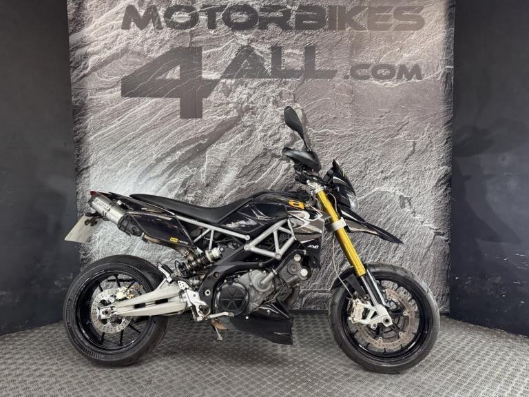 APRILIA DORSODURO 750 2012