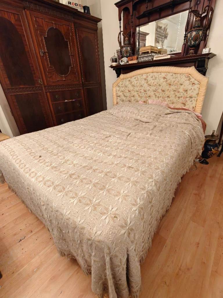 FREE King size divan bed, mattress and headboard