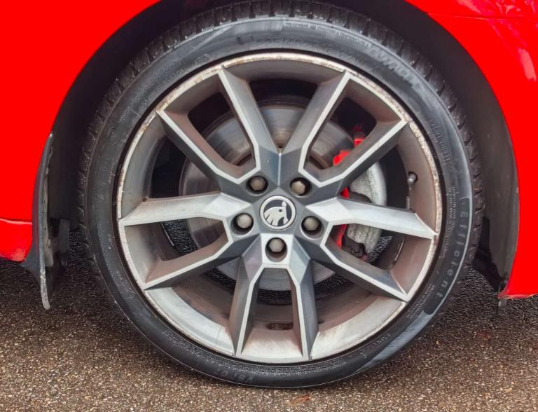 2015 Skoda Octavia 2.0 Octavia vRS TDI 4x4 Semi-Auto 4WD 5dr Hatchback Diesel Automatic