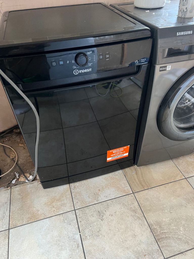Dishwasher indesit