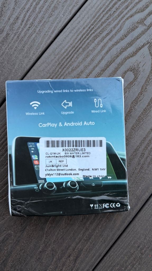 Wireless Carplay Adapter for iPhone Android 2 in 1 USB Car Dongle Plug ＆ Play