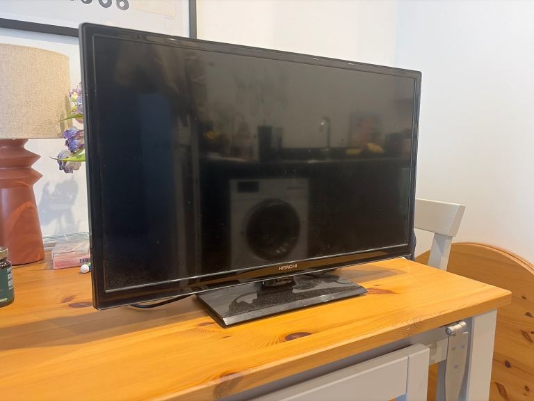 Hitachi 24” TV with inbuilt DVD player