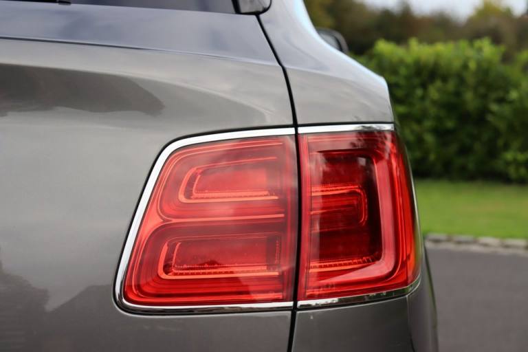 2019 19 BENTLEY BENTAYGA 4.0 V8 SUV 5DR PETROL AUTO 4WD EURO 6 (S/S) (550 PS)