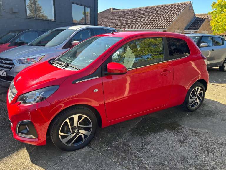 2015 Peugeot 108 1.2 VTi Allure 3dr HATCHBACK Petrol Manual