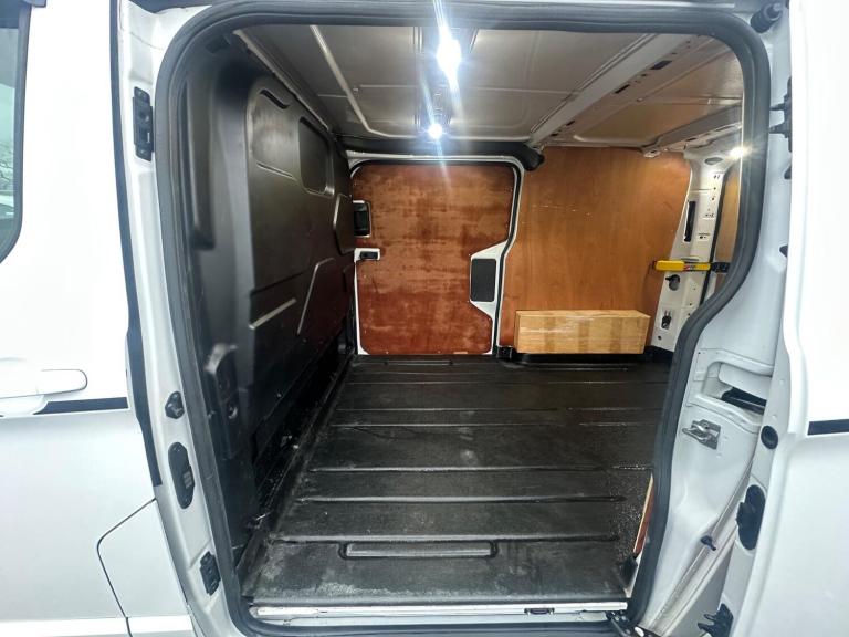 2019 Ford Transit Custom 2.0 TDCi 170ps Low Roof Sport Van PANEL VAN DIESEL Manual