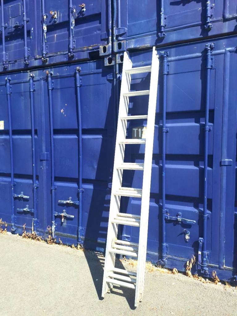 Tripple extension ladder