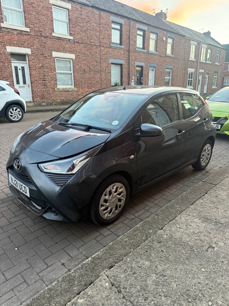 Toyota, AYGO, Hatchback, 2021, Manual, 998 (cc), 5 doors