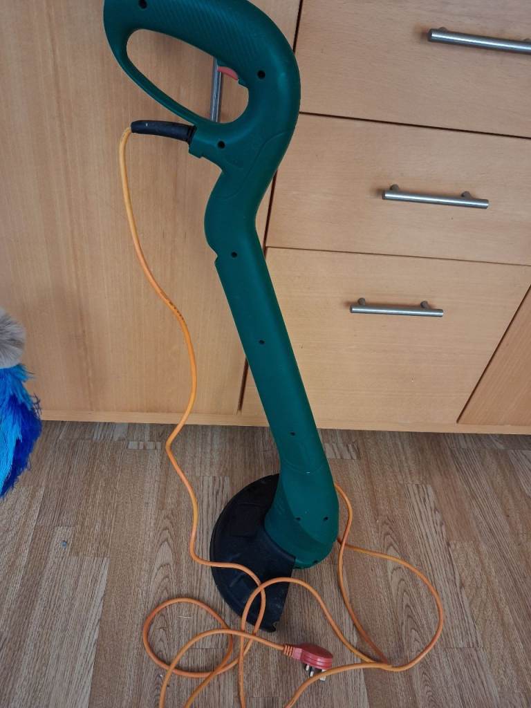Black & Decker Strimmer