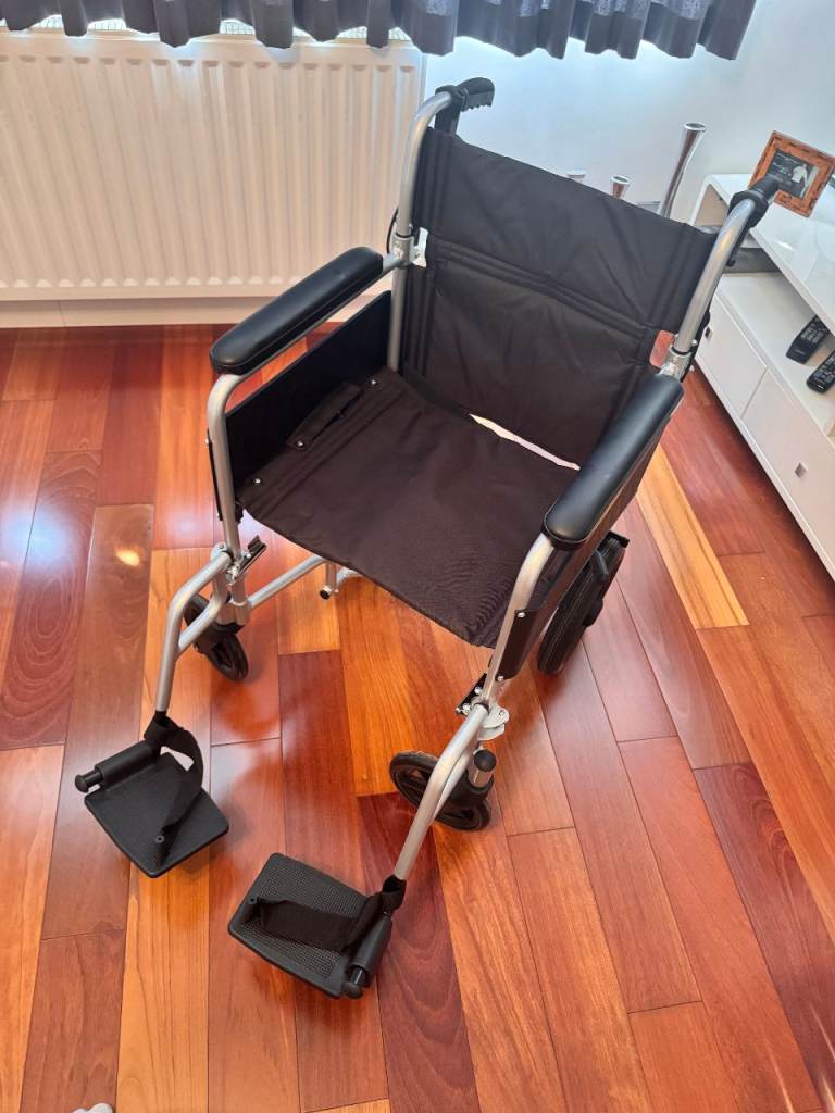 Karma Mobility Transit Wheelchair – Excellent Condition, 4 Months Old